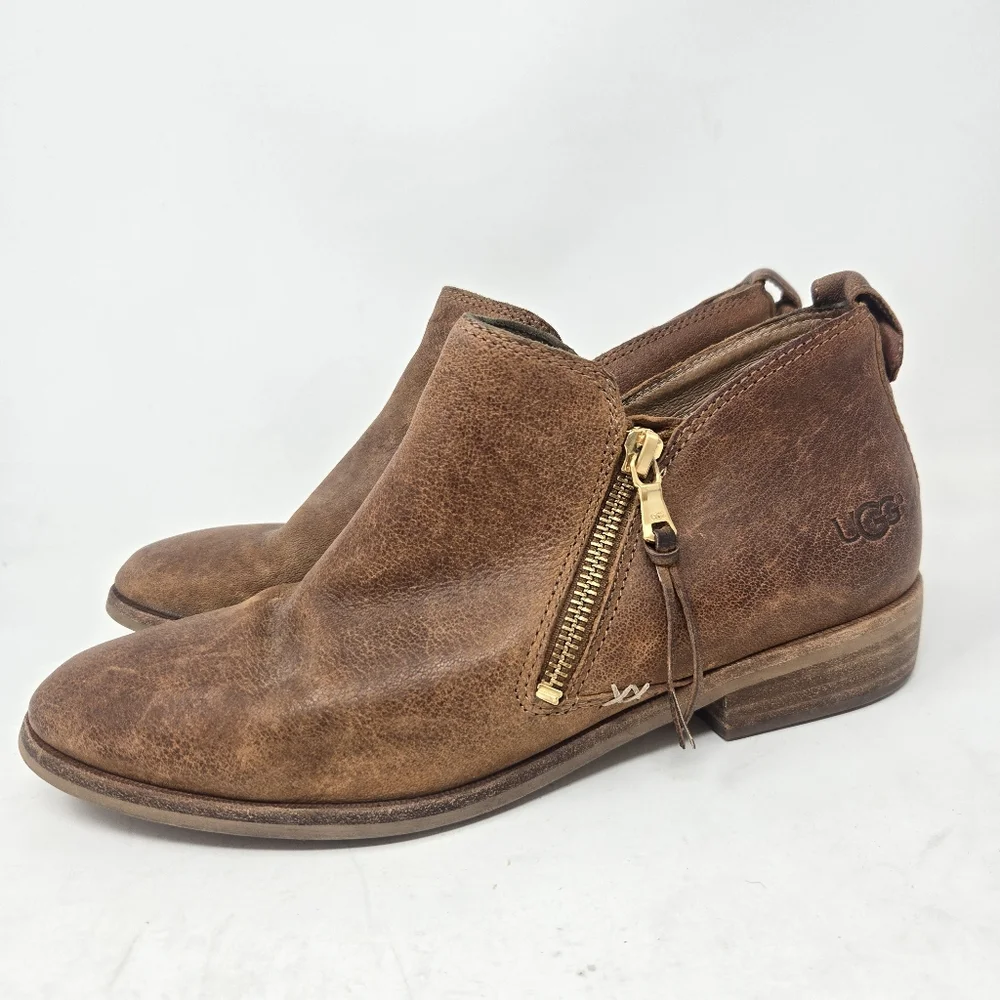 UGG‎ Glee Leather Chestnut Ankle Side Zip Booties Women's Size 9